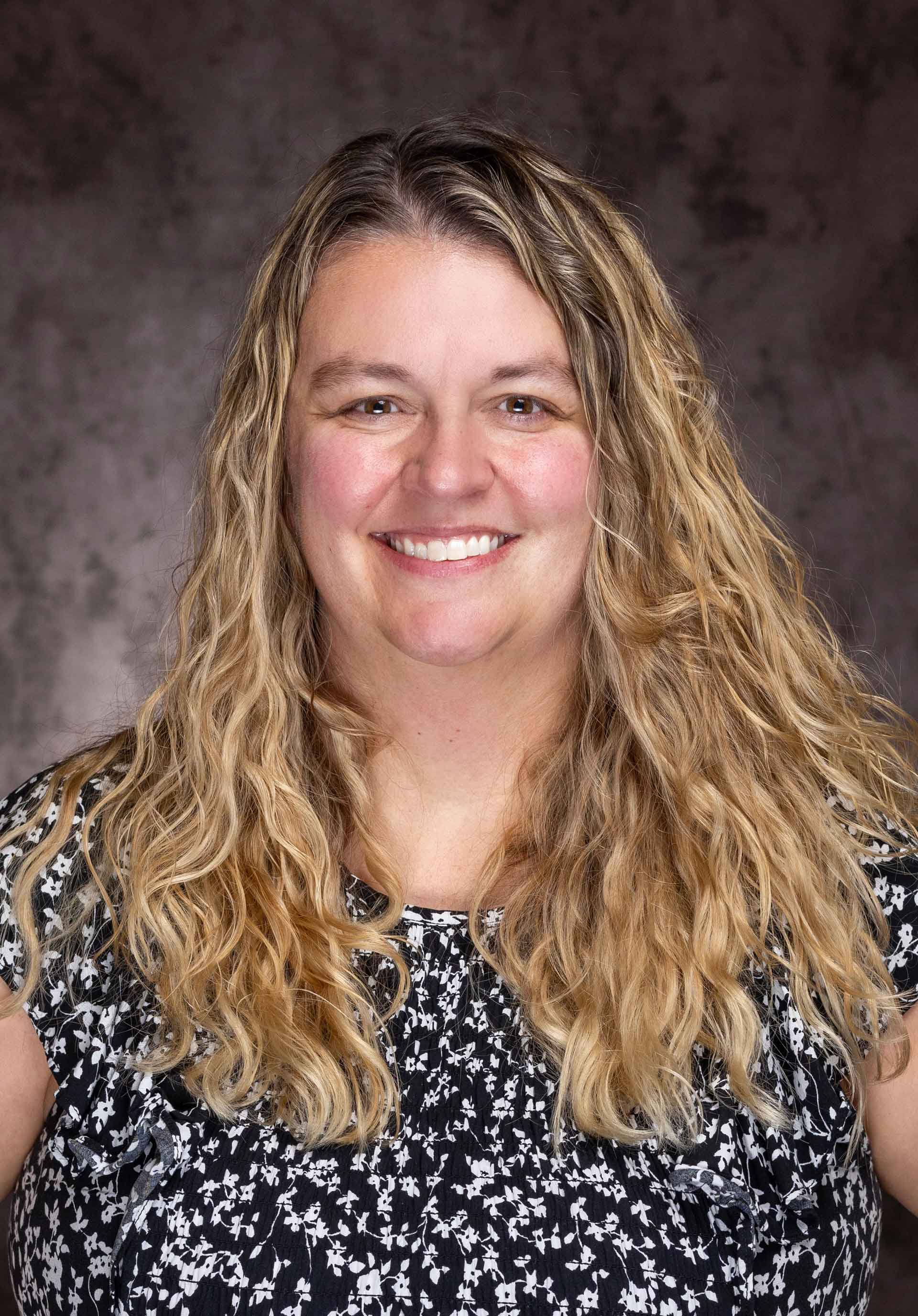 Lacey Scott Headshot